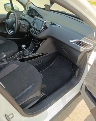 Peugeot 2008 cena 49600 przebieg: 206000, rok produkcji 2019 z Jutrosin małe 436